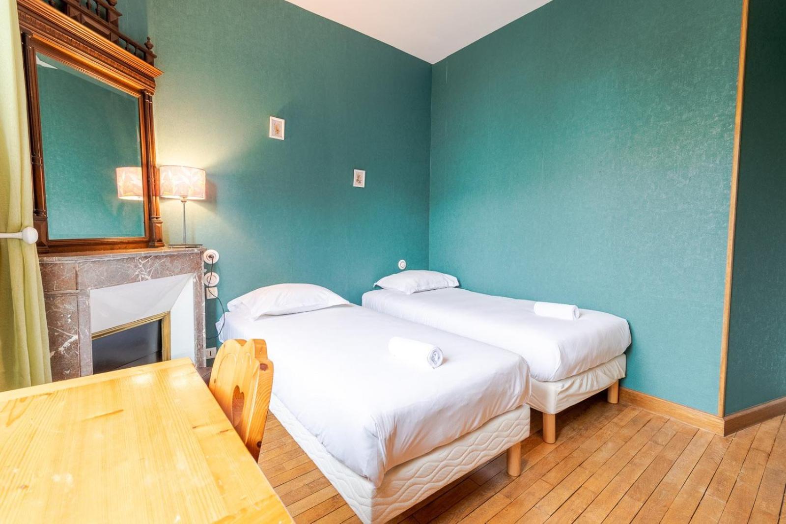Le Stalingrad - Saint-Pierre-Des-Corps Hotel Buitenkant foto